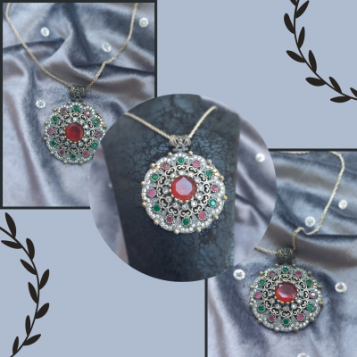 Yakut ve Zümrüt Taşlı Kolye