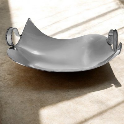 Modern kulpu ayaklı sunumluk