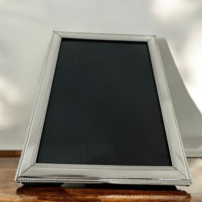 Noktalı Model Gümüş Çerçeve 15*21CM